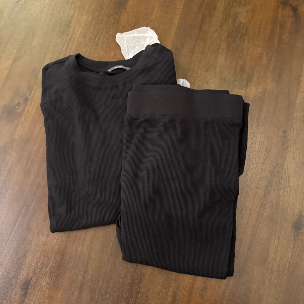 Any Body Women Ribbed Knit Pajama Set Black Long Sleeve Top and Pants Loungewear